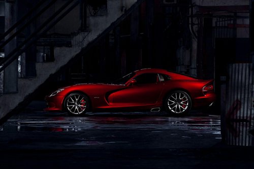 2013款道奇蝰蛇SRT 搭V10引擎/纽约发布