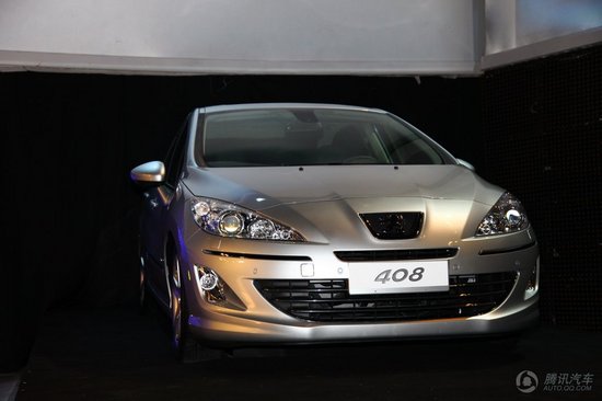 2010款 标致408 2.0L自动尊贵版 上市实拍