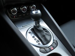 奥迪 奥迪(进口) 奥迪tt 2011款 tt coupe 2.0tfsi