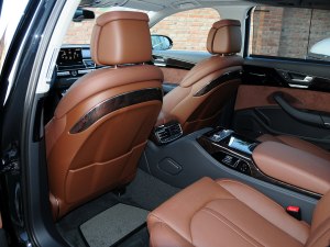奥迪A8 2013款 A8L 45 TFSI quattro豪华型