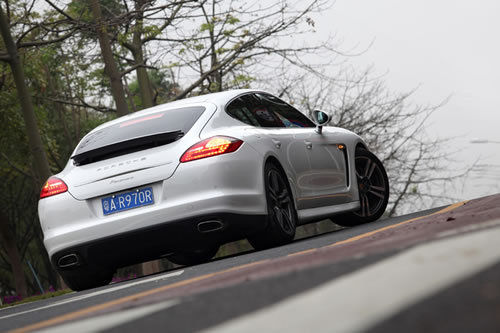V6亦精彩  试驾保时捷Panamera 3.6L