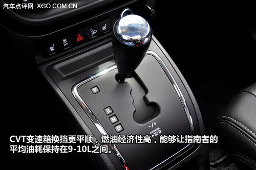 时尚与复古并存 试驾JEEP指南者/自由客
