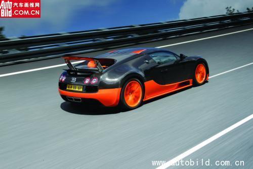 434km/h布加迪威龙16.4 Super Sport