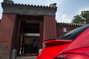 传奇！试驾新老两代大众甲壳虫 卓众汽车网