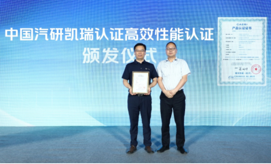 百公里油耗7.0L 图雅诺大