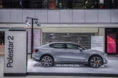 Polestar 2亮相重庆龙湖北