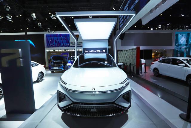 上汽荣威全新双标首次车