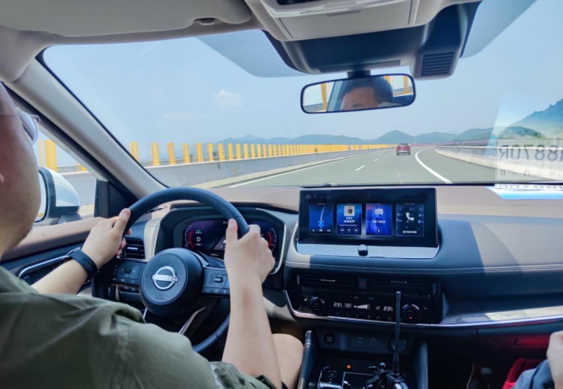 预算20万买家用SUV，技术