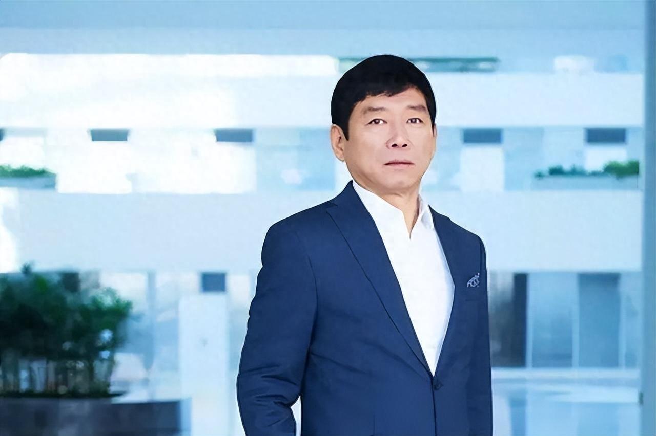 魏建军变身微博达人：长