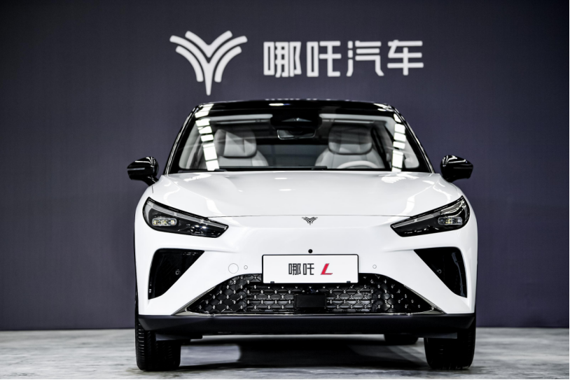 周鸿祎送去助攻，主打性