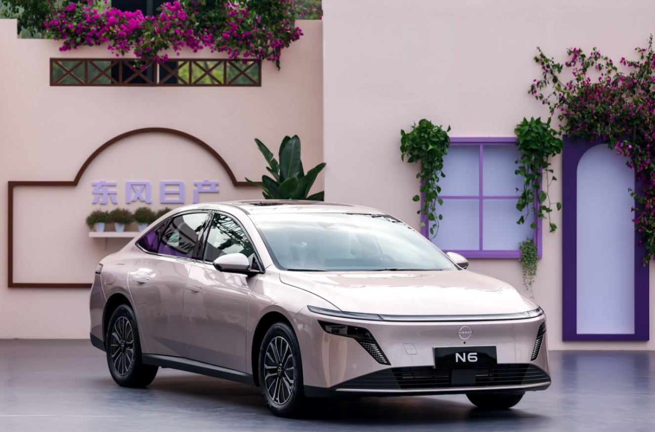 预算10万买插混轿车，合